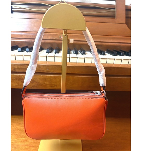 NWT Coach Nolita 19 Orange Leather Wristlet Handbag Signature C Silver Hardware - Picture 2 of 7